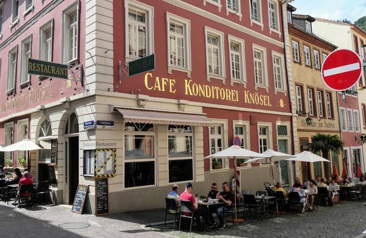 Cafe Knosel